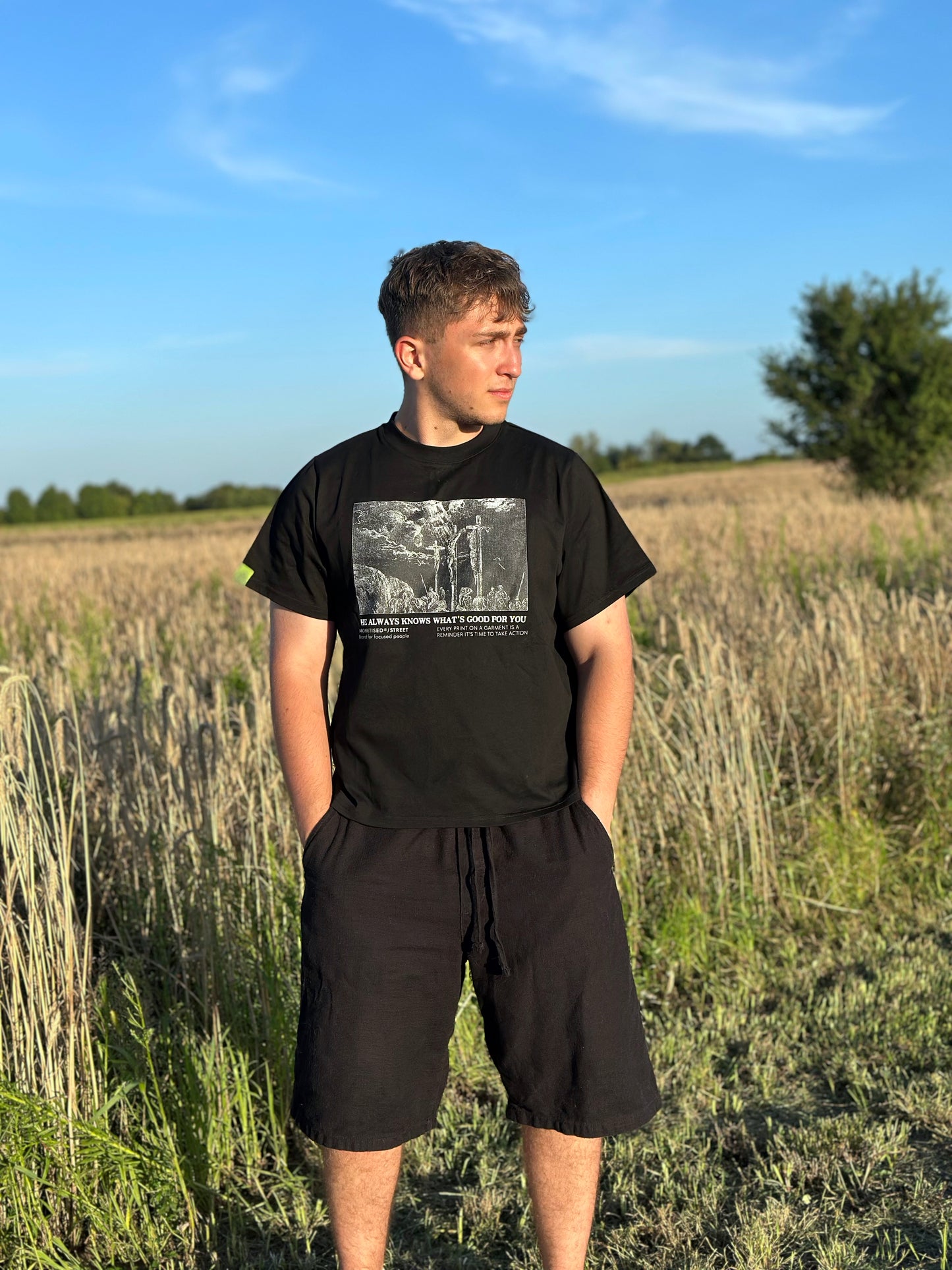 T-SHIRT - JESUS