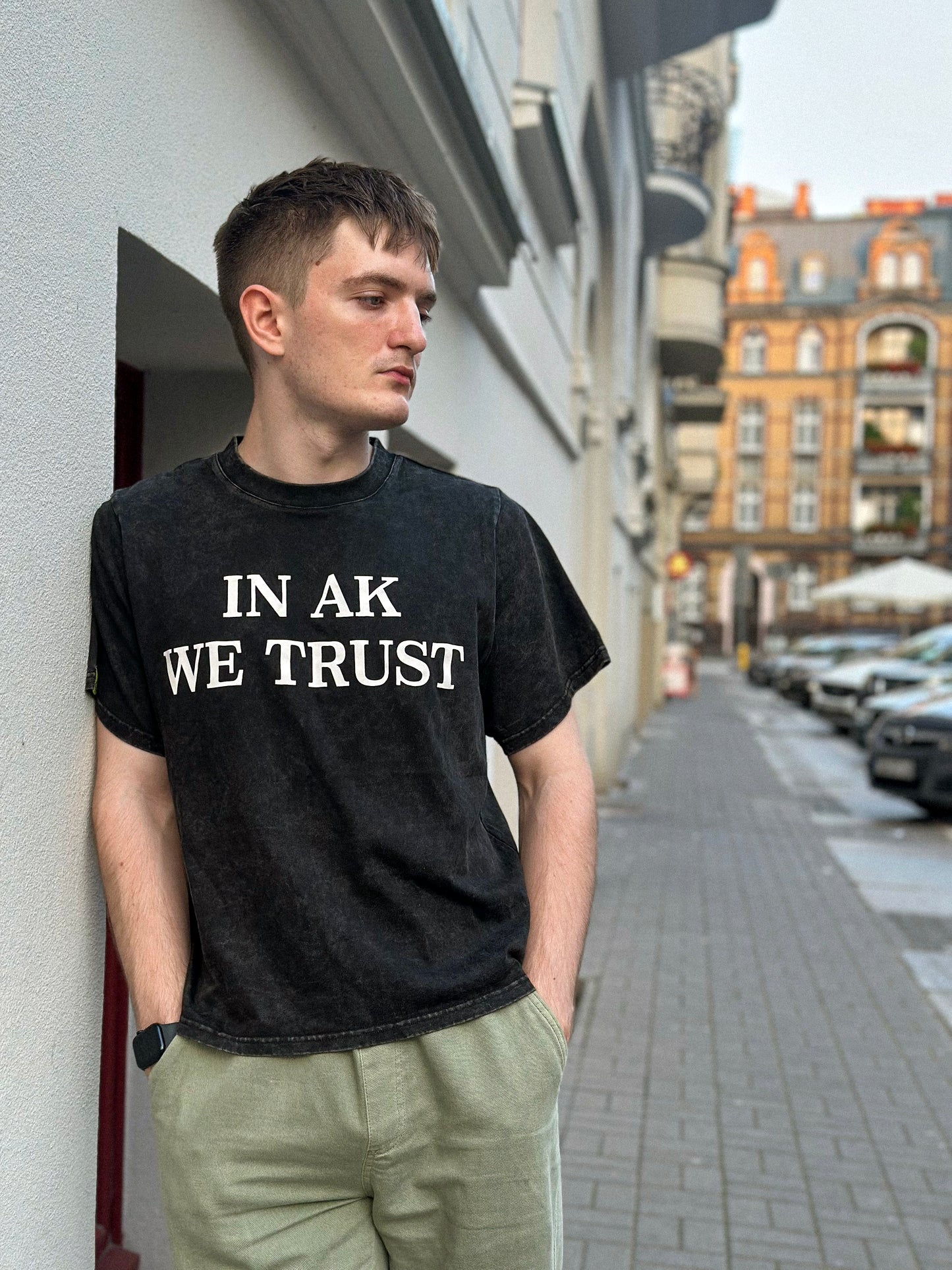 T-SHIRT - IN AK WE TRUST